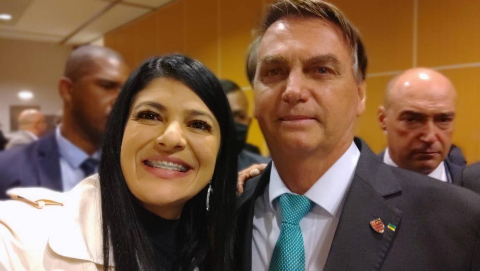 VÍDEO: Preocupado com 2026, Bolsonaro ignora Alana Passos