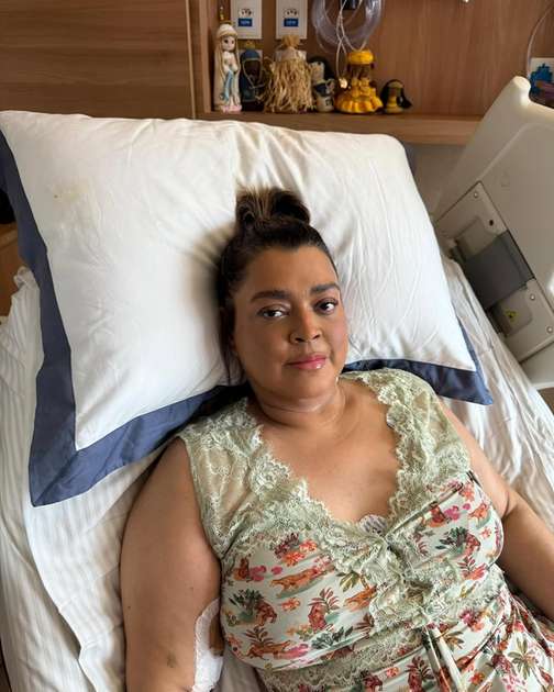 Cantora foi internada por causa de infecção urinária