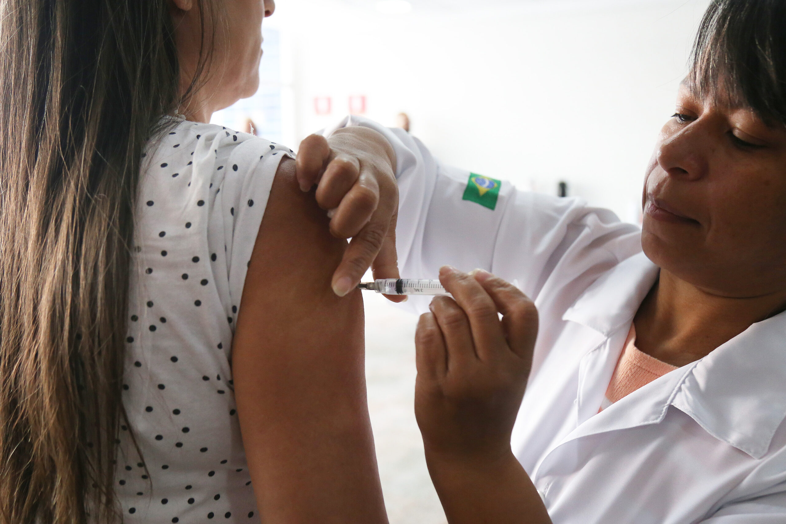 Governo RJ convoca população para se vacinar contra a gripe