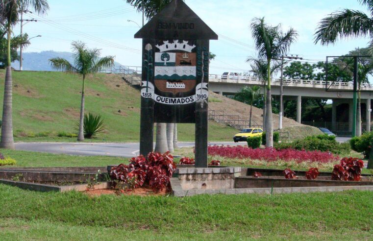Semed Queimados inicia atualização cadastral de educadores com apoio do Colab