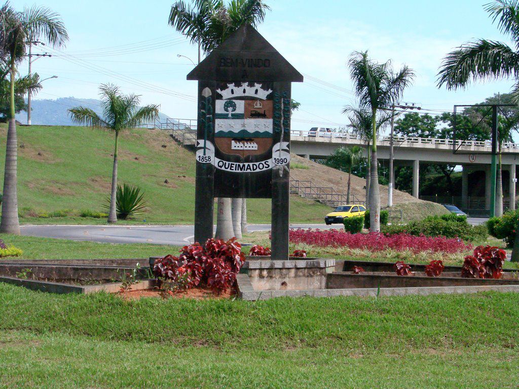 Semed Queimados inicia atualização cadastral de educadores com apoio do Colab