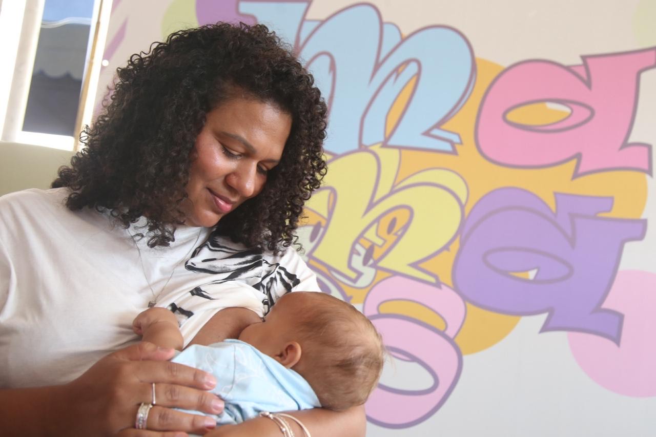 SES/RJ tira dúvidas sobre aleitamento materno