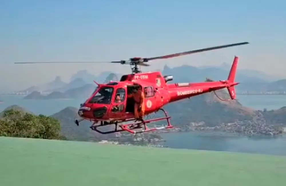 Casal morre em acidente de parapente em Niterói