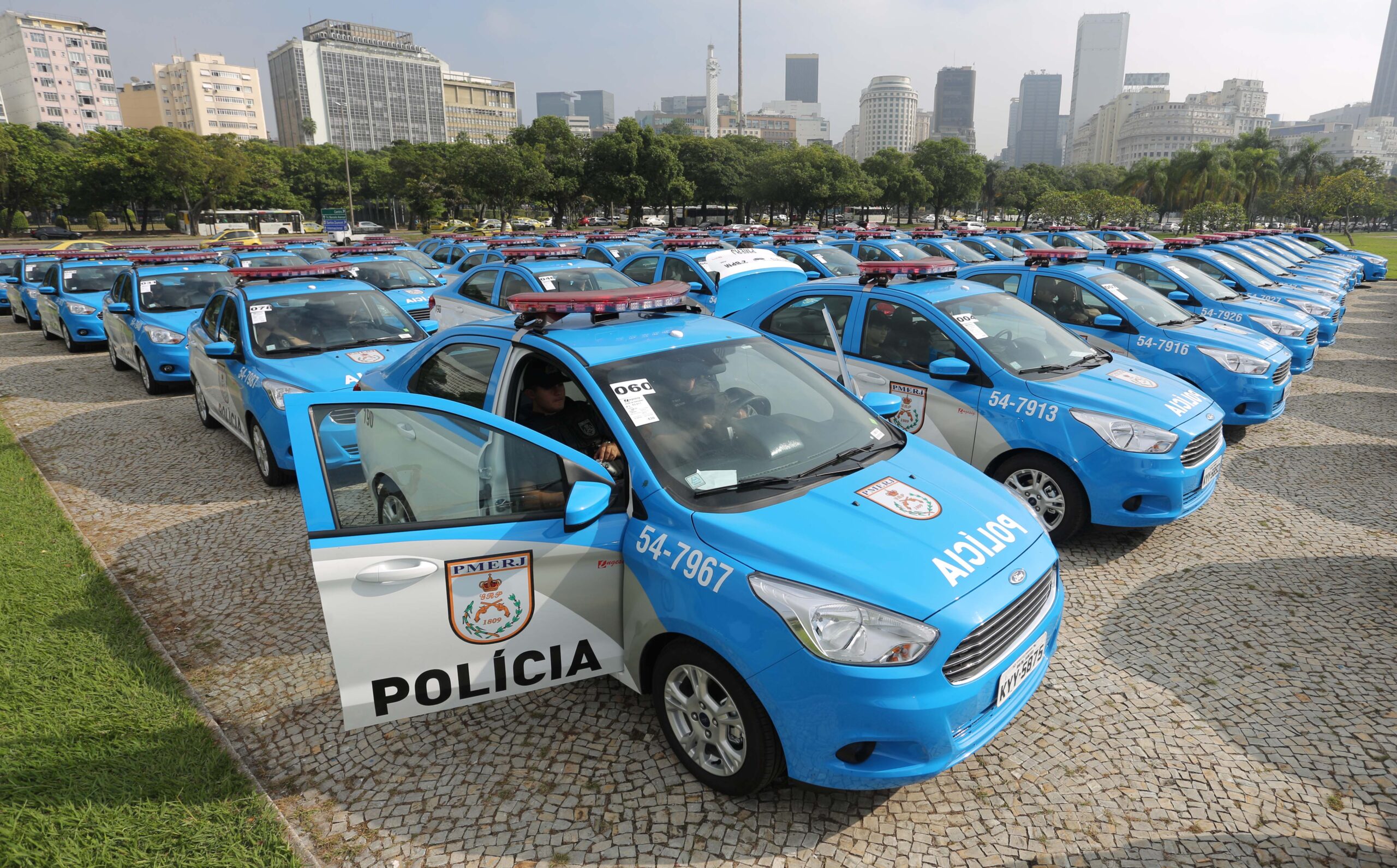 Polícia Militar quer privatizar atendimento 190