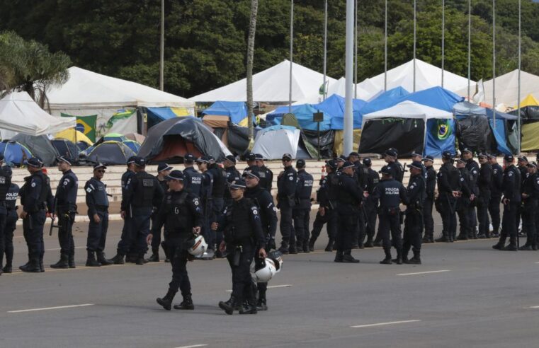 PGR denuncia casal que arrecadou R$ 1 milhão para acampamento golpista